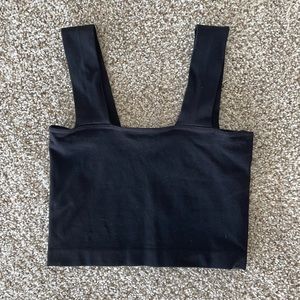Black cropped tank top